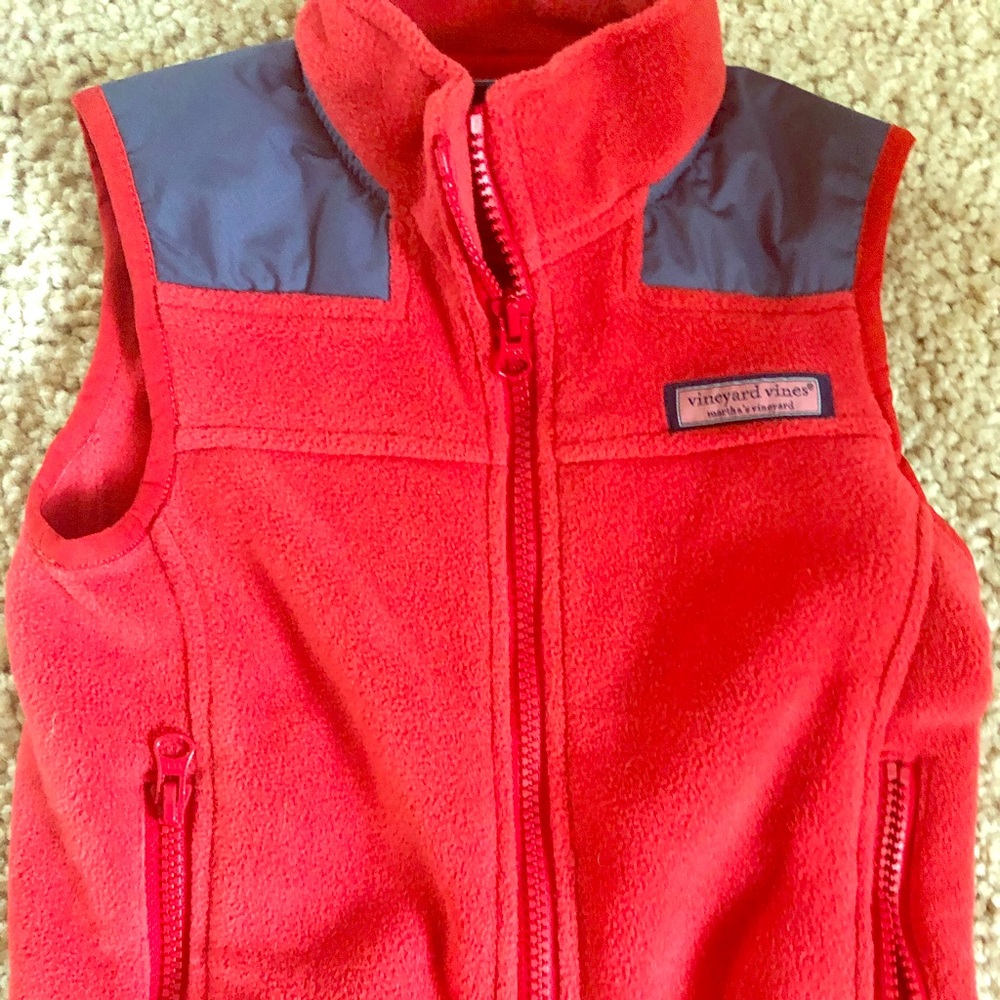 Vineyard Vines 4T vest